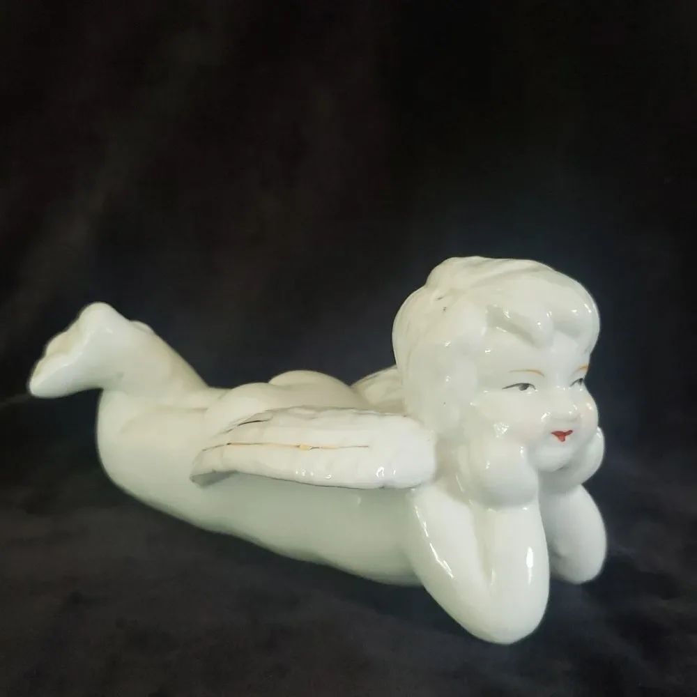 Adorable Vintage Porcelain Angel Lying on Stomach Leaning Chin on Hands 7.5"